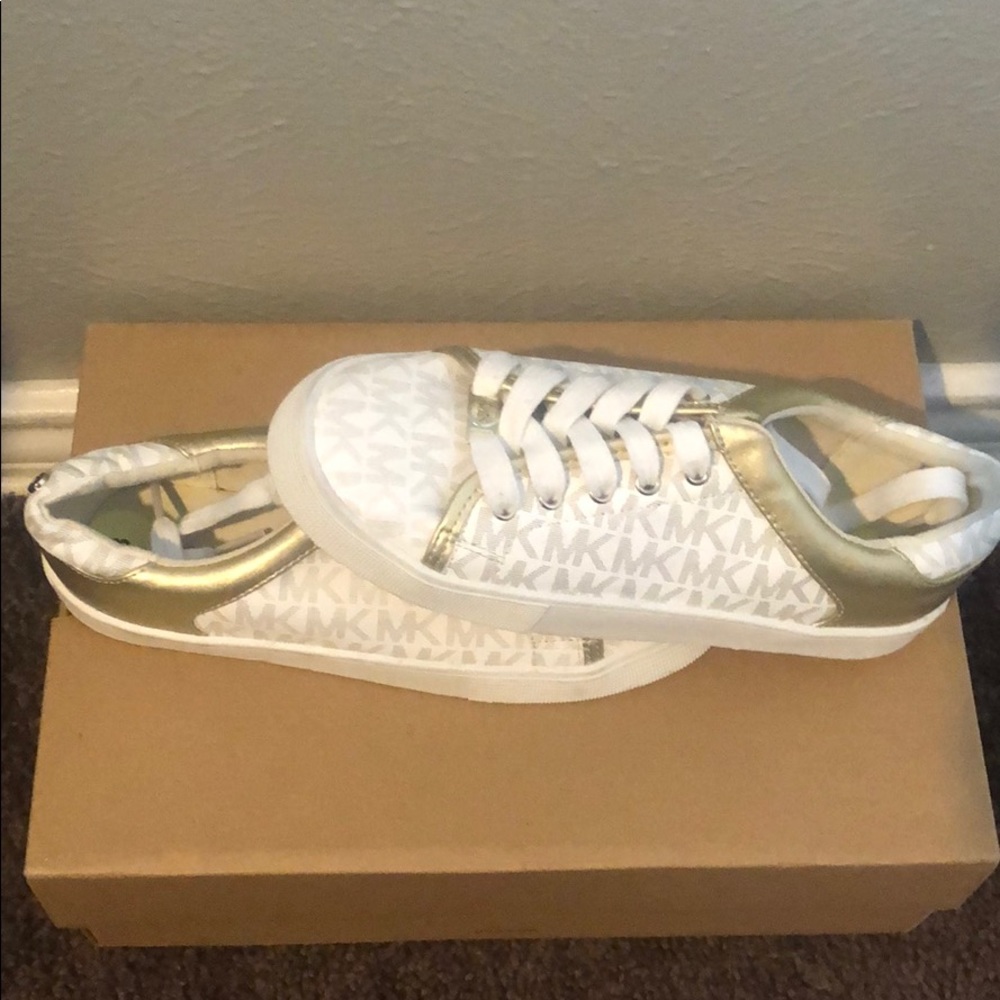 ✨Michael Kors Shoes✨
